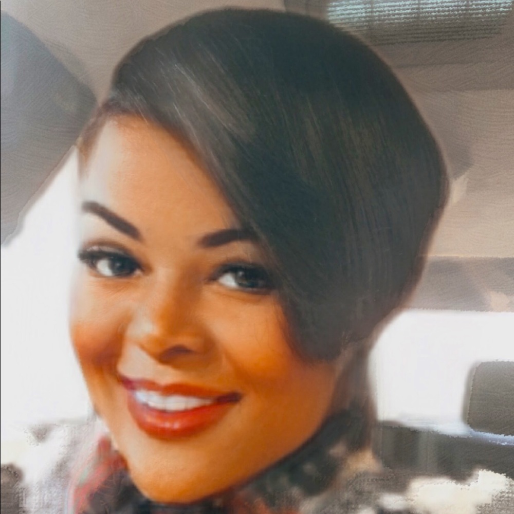 Meet your Posher, Paula